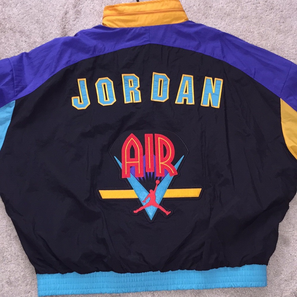 Jordan wind breaker jacket